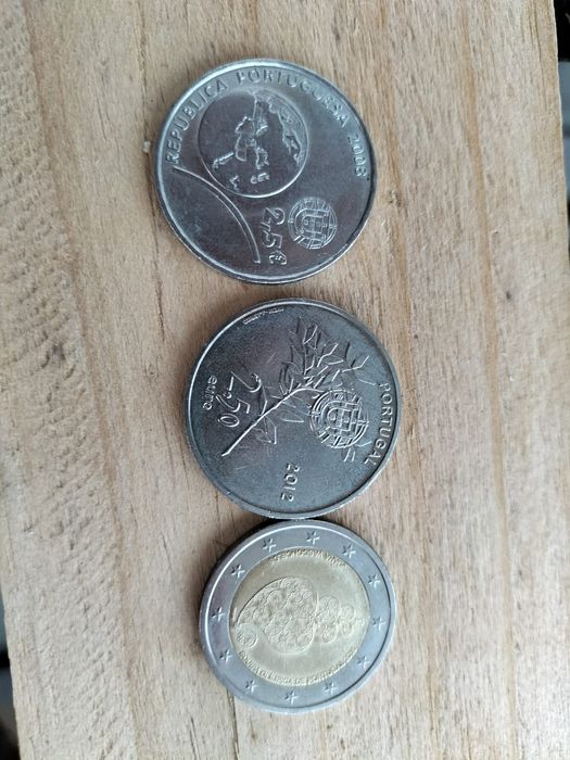 Vende-se moeda de colecção rara