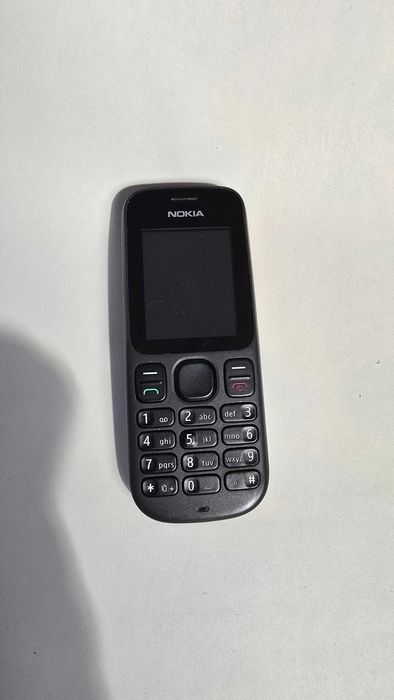 • Telemóveis Clássicos: Nokia 3200, X3-02, C1-01, 101, K750