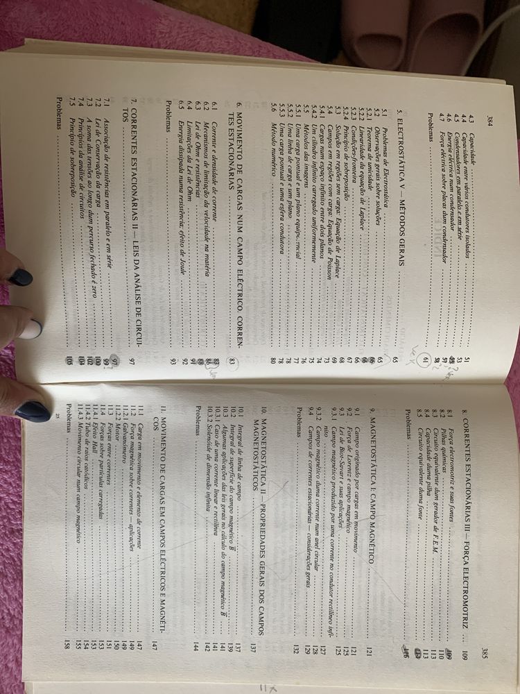 Livro “Introdução ao Eletromagnetismo” de Sushil Kumar Mendiratta