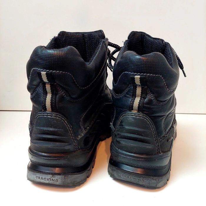 Ботинки мужские 40р зима производитель Мида.