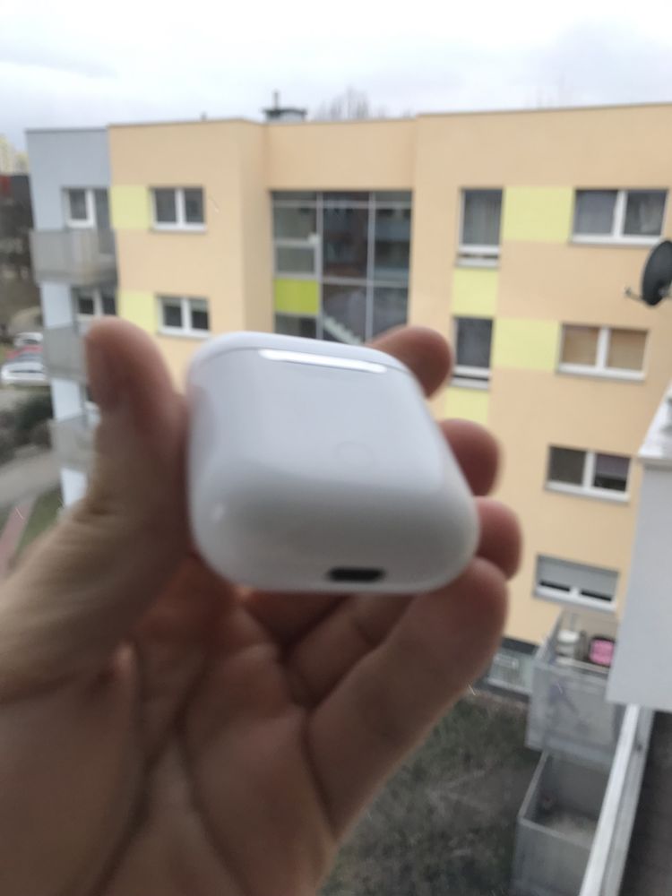 Etui AirPods 2 Model A1602 Oryginalne