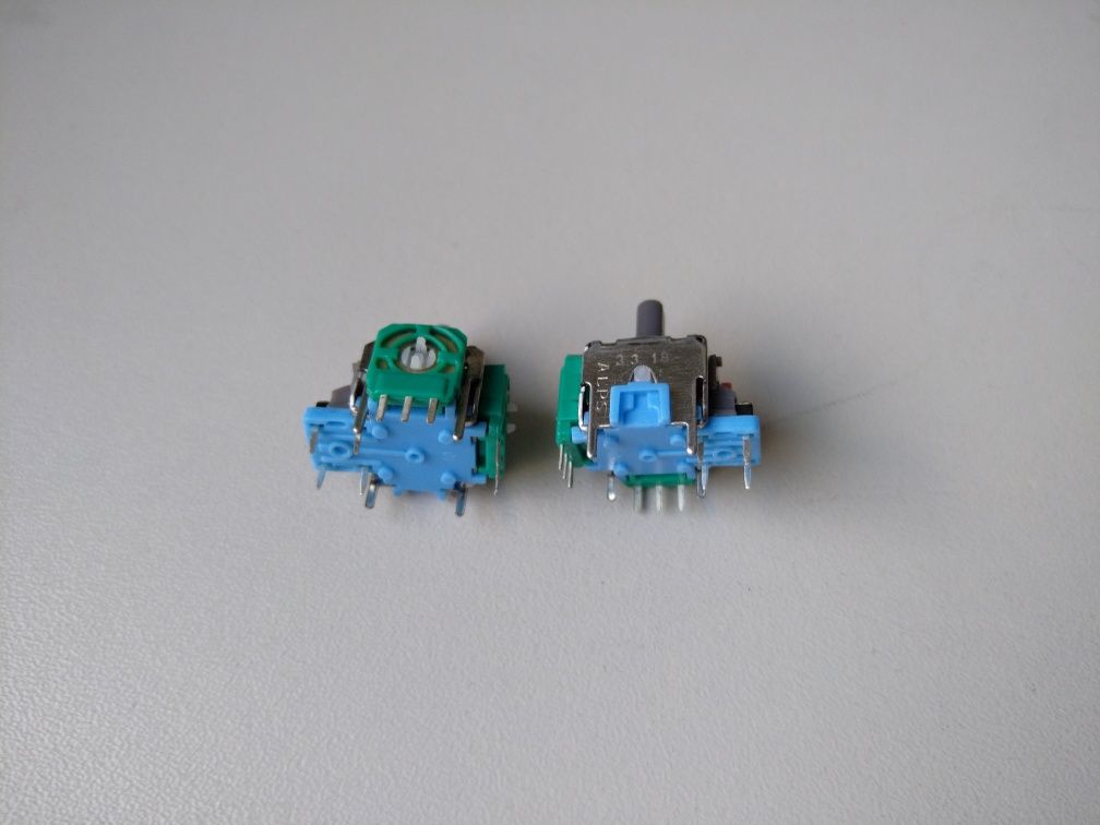 2szt Analog Drążek V3 3D joystick kontroler Dualshock 4 PS4
