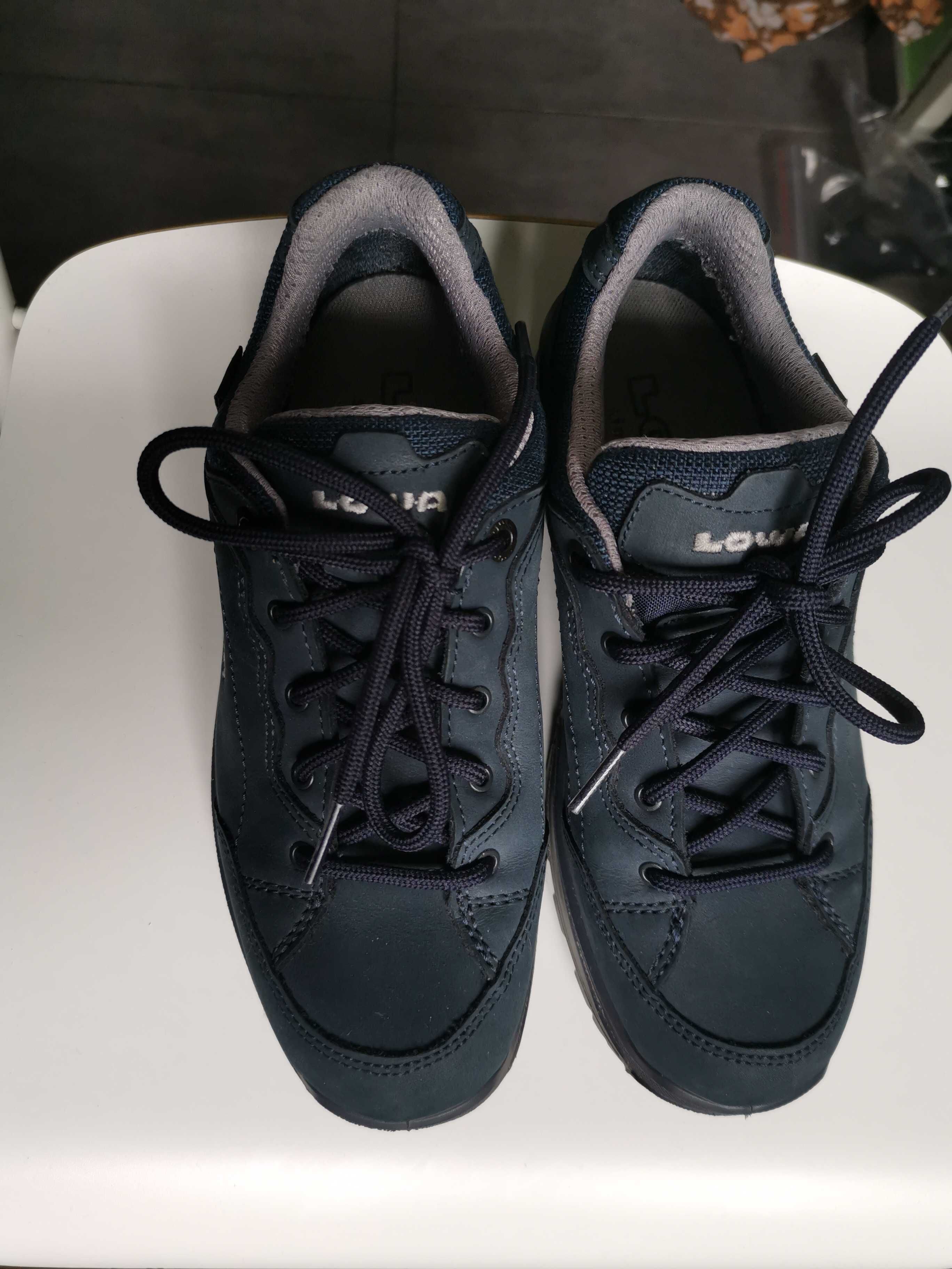 Buty trekingowe damskie Lowa rozmiar 36. 5, z Gore tex i vibrama