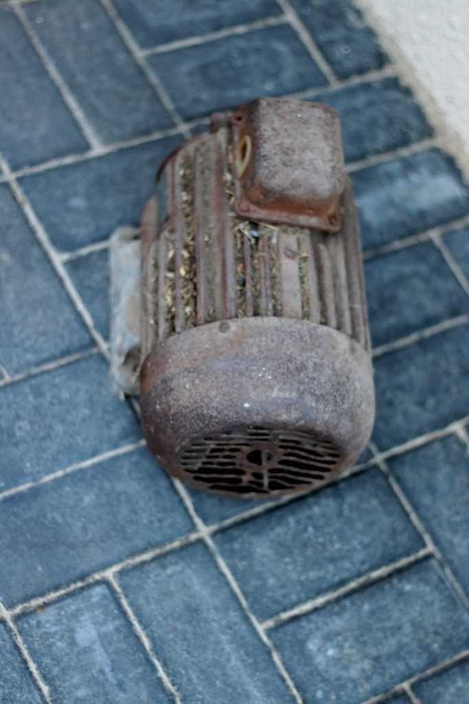 Silnik trójfazowy sprawny 1.1  kW