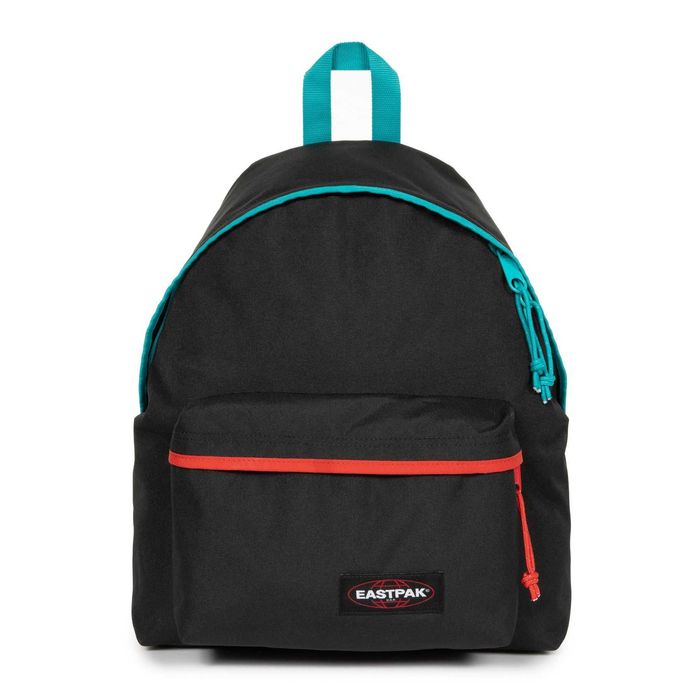 Eastpak Pojemny i wygodny plecak 24L 40 cm x 30 cm x  18 cm