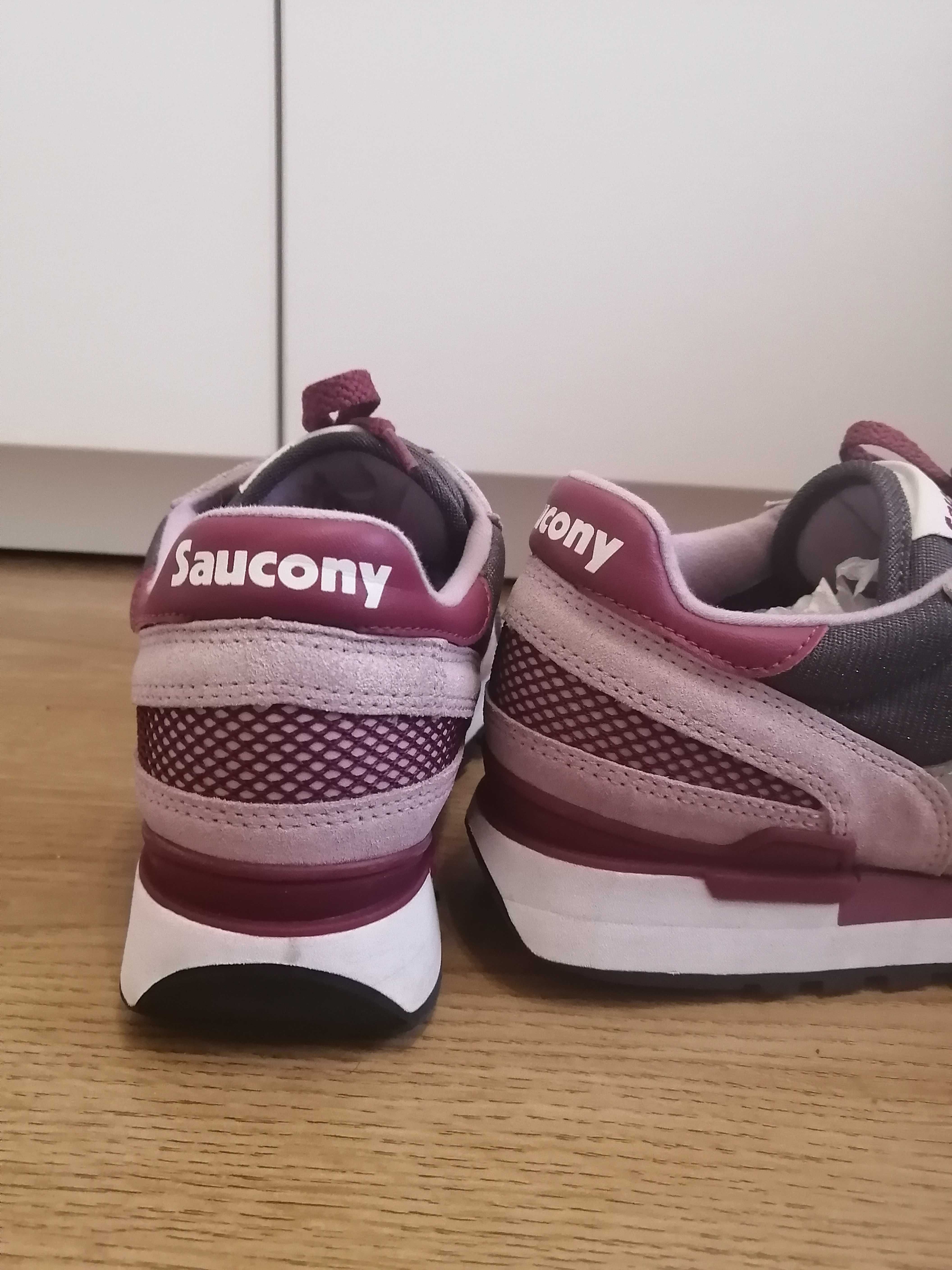 Жіночі кросівки Saucony