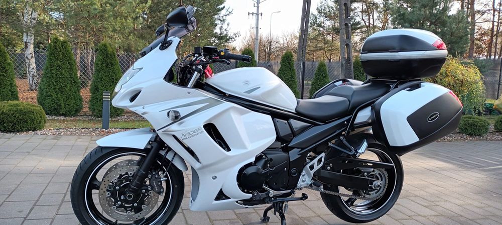 Suzuki GSX 1250 Fa Bezwypadkowy przebieg 18 tyś km.