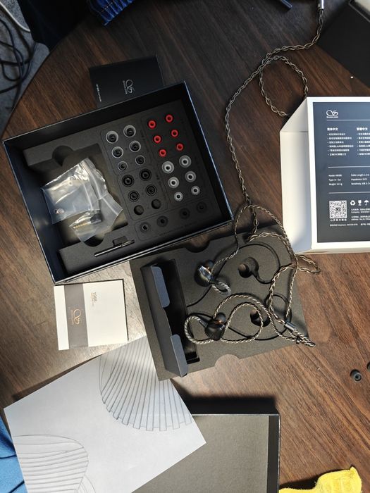 Słuchawki IEM  Shanling ME600