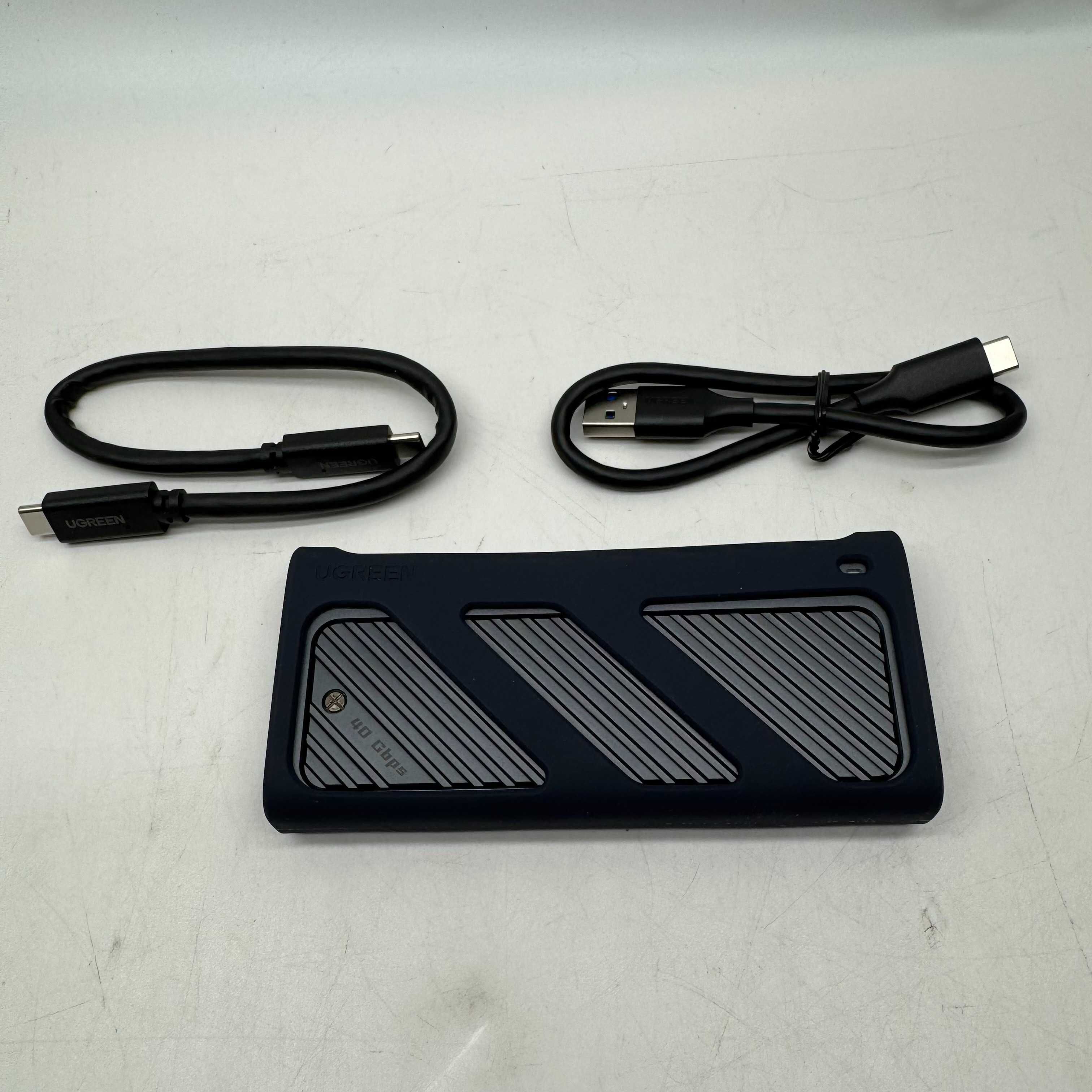 Obudowa dysku 40 Gbps M2 SSD, NVMe Adapter obudowy USB C 4.0 UGREEN