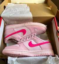 Nike Dunk Low Triple Pink 40