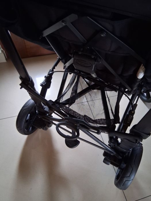 Bardzo solidny wózek Patron dla dziecka niepełnosprawnego
