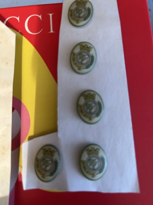 Pins Metal varios
