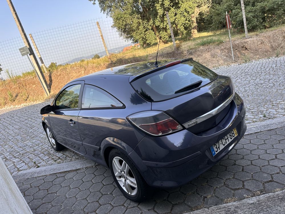 Opel Astra GTC 1.3CDTI 5Lugares 2006 nacional impecável