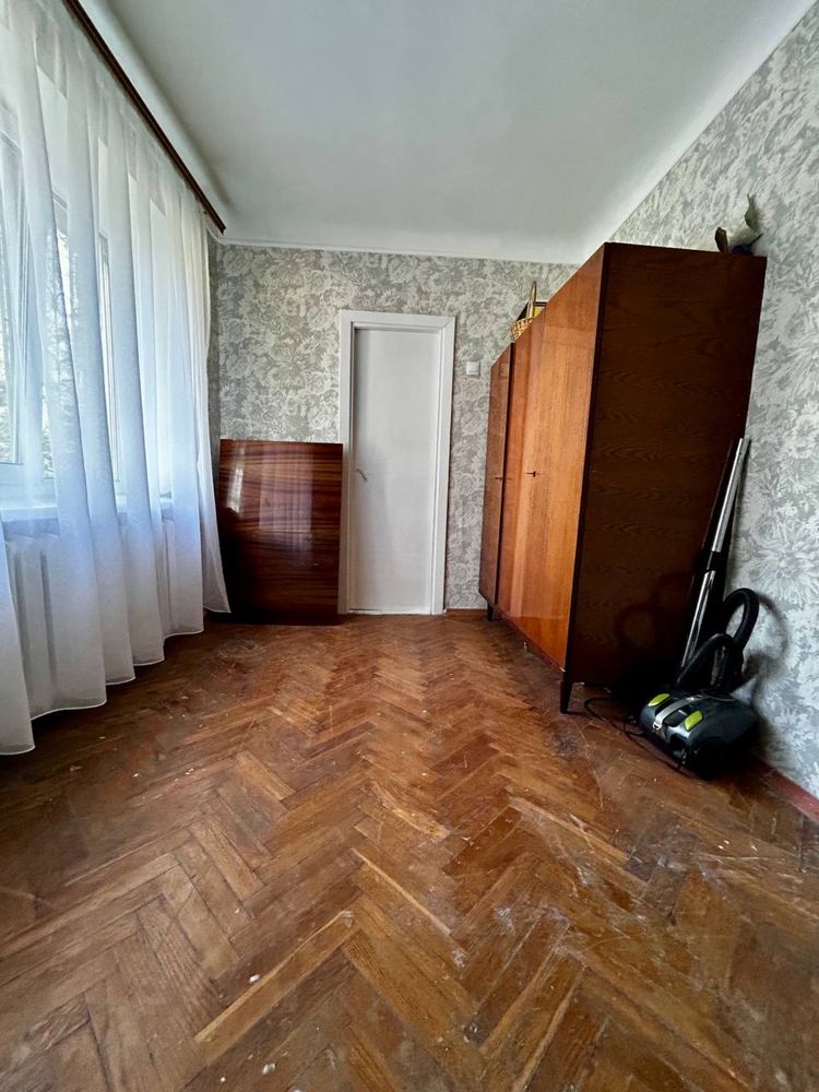 ПРОДАЖ! двохкімнатна, пр-т Каденюка, Дарниця, Соцмісто