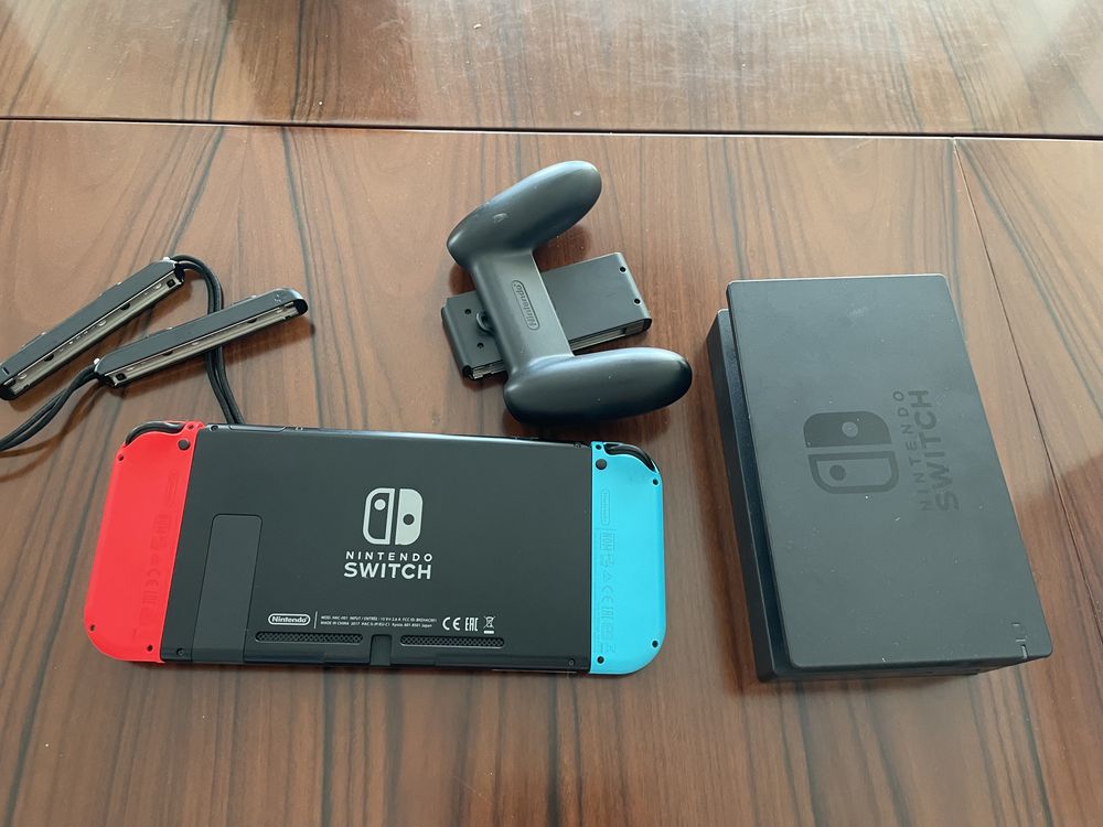 Nintendo Switch v1