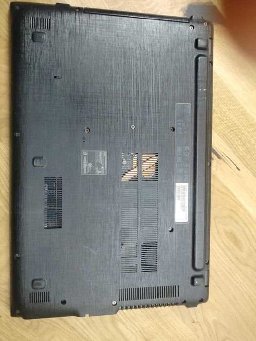 Laptop Acer Aspire E 15 E5-573G-31TK