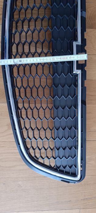 Grill chevrolet captiva