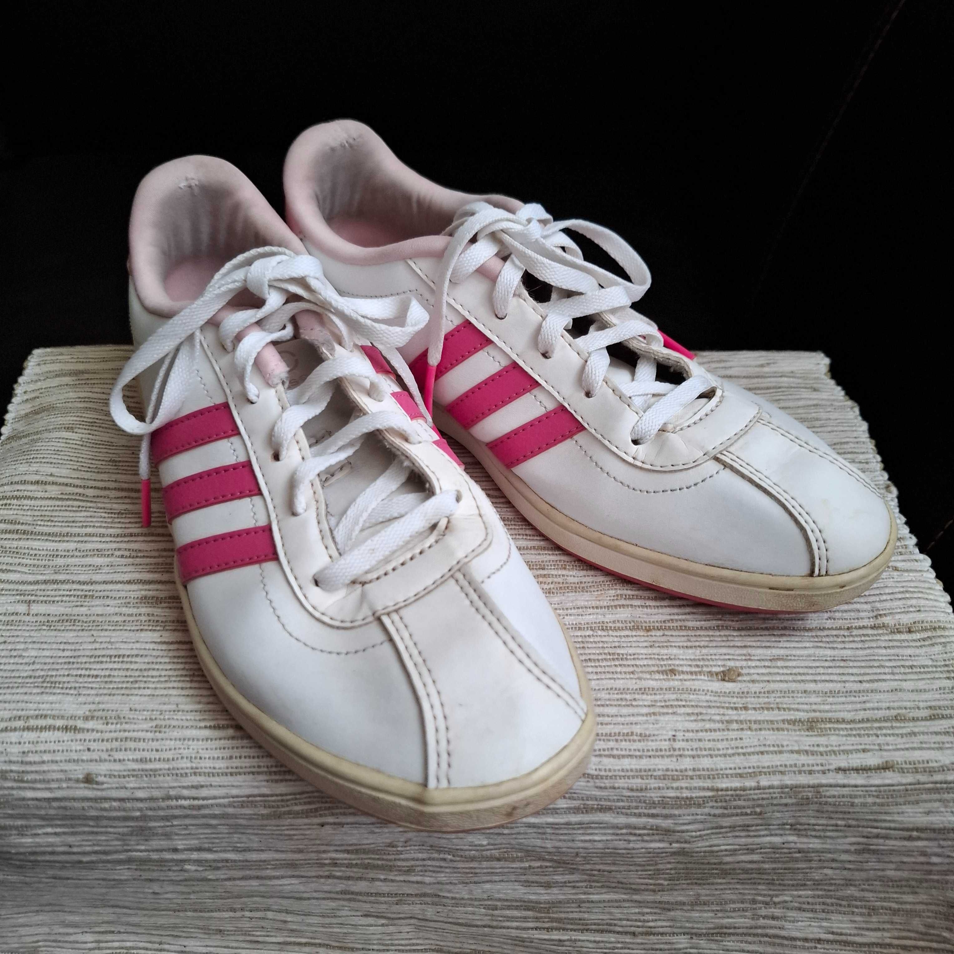 Buty sportowe adidas białe z różowymi paskami rozmiar 38
