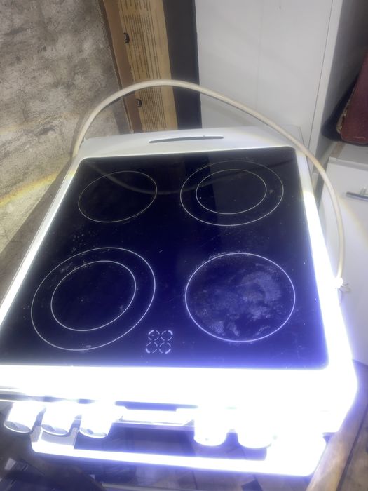 Plyta elektryczna z piekarnikem Amica