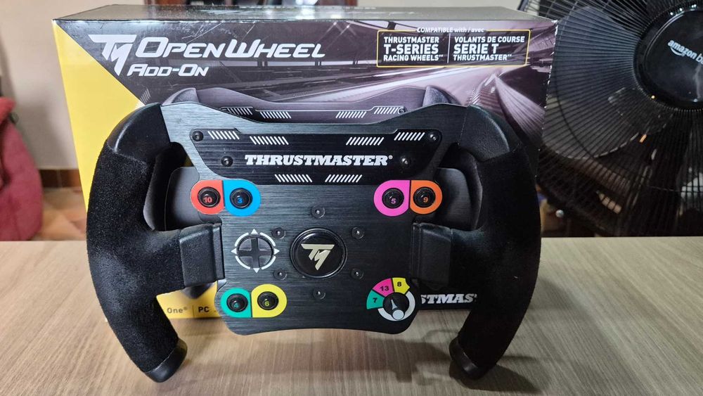Volante T300RS GT Edition com Wheel Stand Pro V2 + Open Wheel Add-On