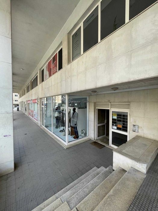 Escritório com possiblidade de converter para Habitação