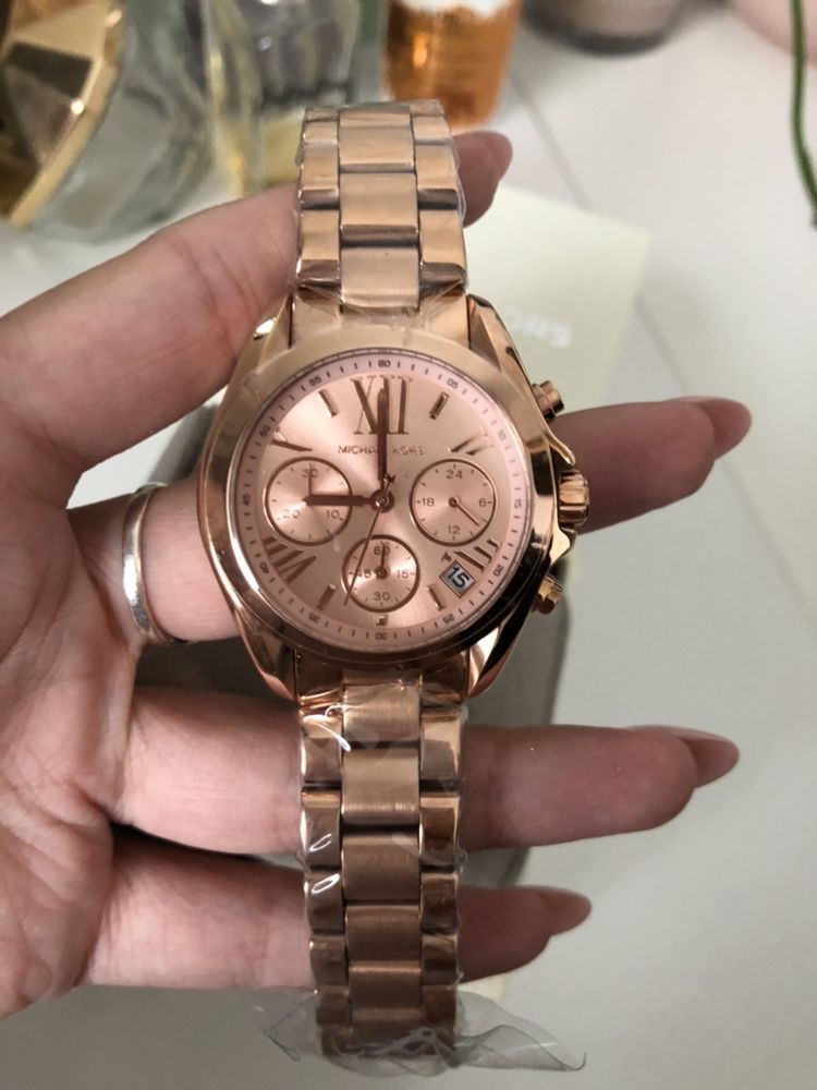 Zegarek Michael Kors chronograf Bradshaw rose gold