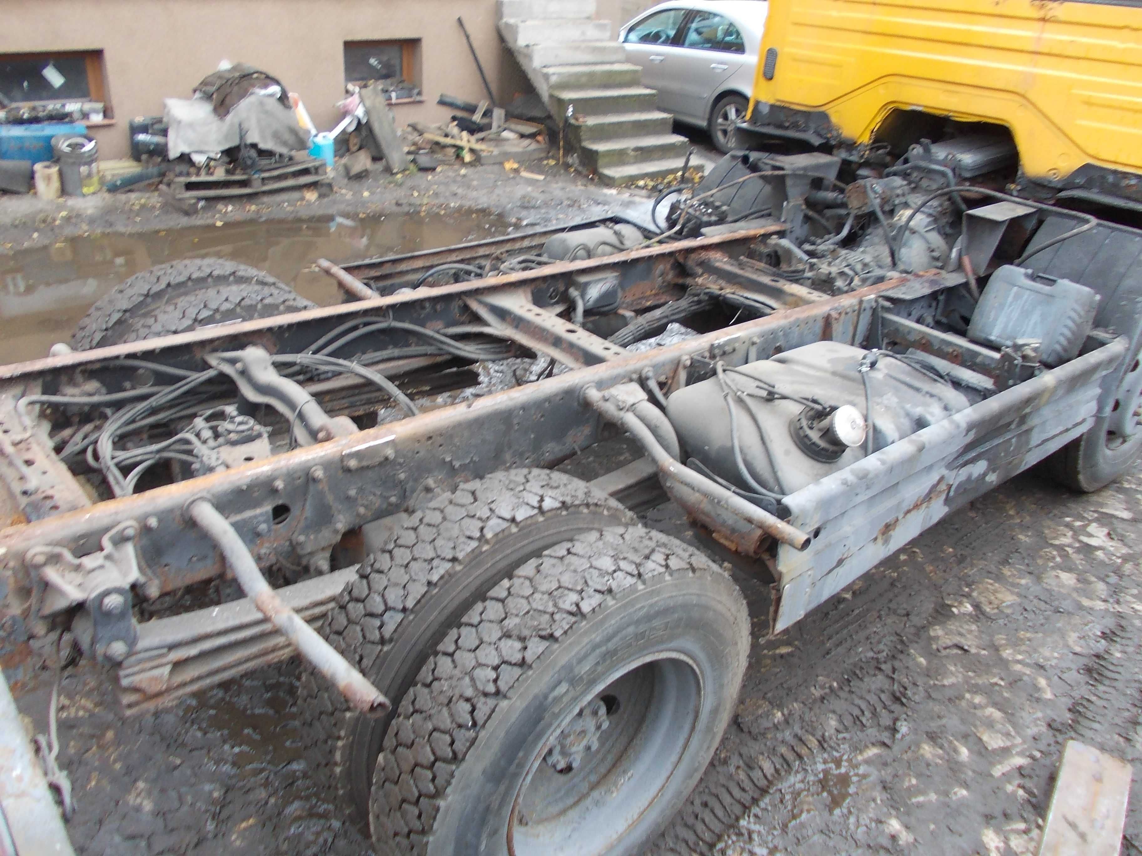 mercedes atego 815 i 917 pochodne rama z papierami dmc 15 ton czesci