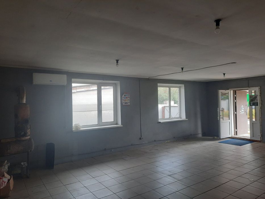 Оренда магазину недалеко від центру міста