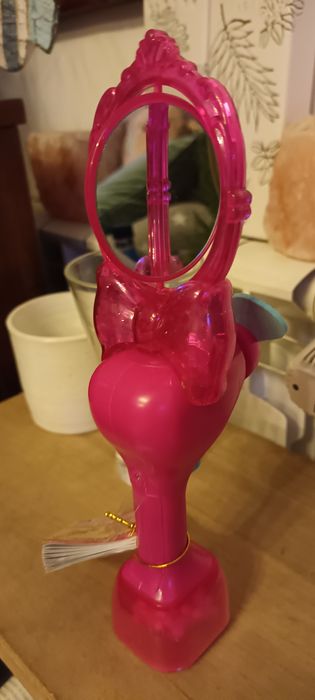 Barbie książeczka lusterko wiatrak cukierki  oryginalne nowe