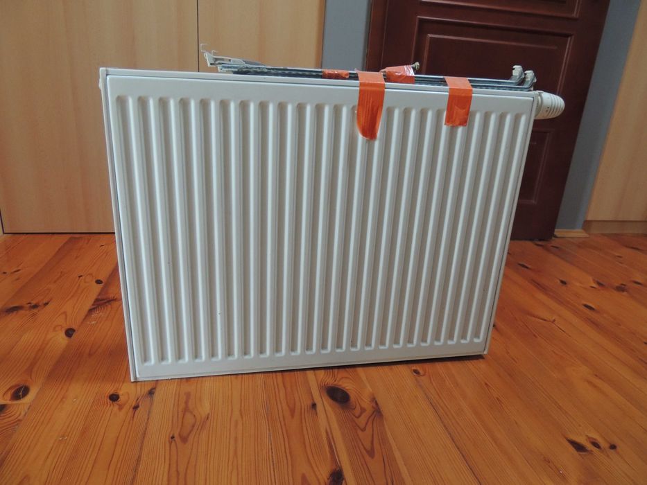 Grzejniki Purmo 1X140cm, 1X80cm