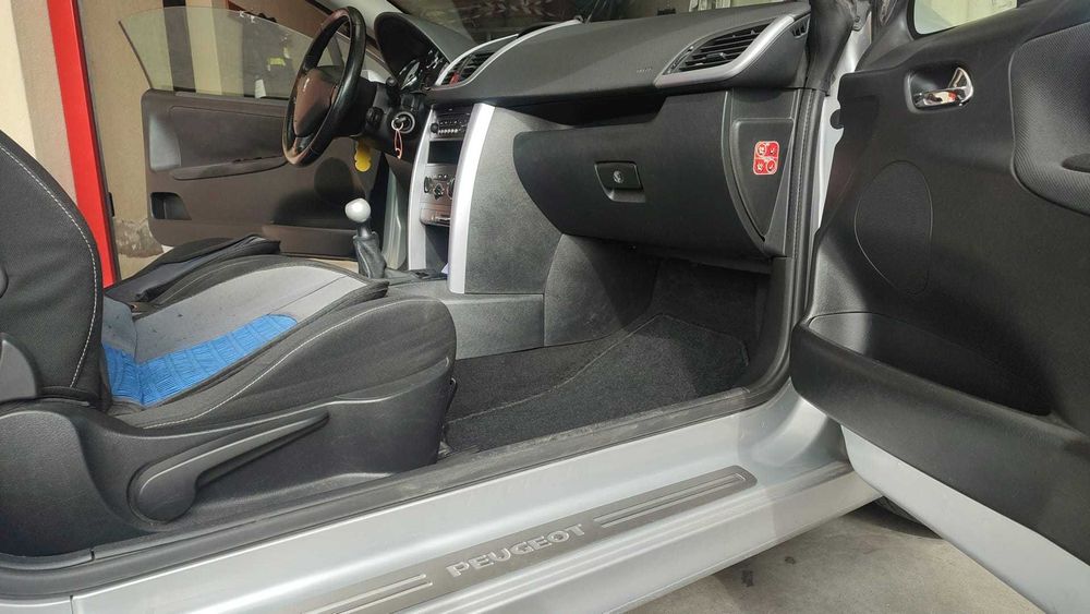 Peugeot 207 CC - 1.6 HDI FAP 110cv