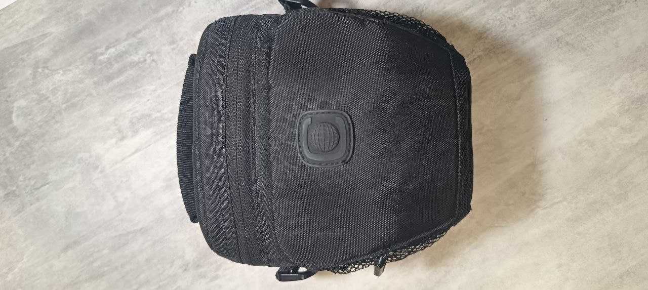 Сумка для фотоаппарата Continent FF-05 Black