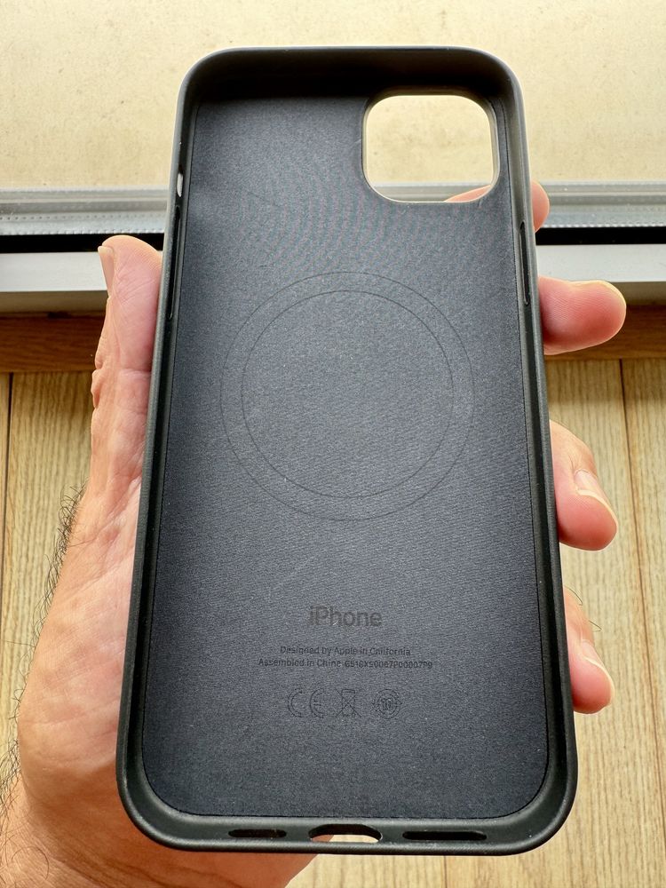 Capa em tecido preta  APPLE NOVA iphone 15 plus