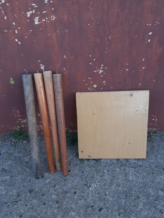 Продам Табуретку б/у,  в разобранном состоянии