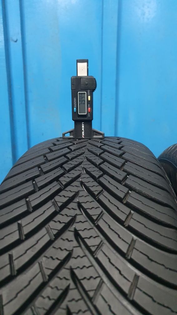 205/60 R16 Markowe opony całoroczne Vredestein ! Rok 2023