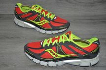 Продам кросівки Фірма Saucony Mirage 3.