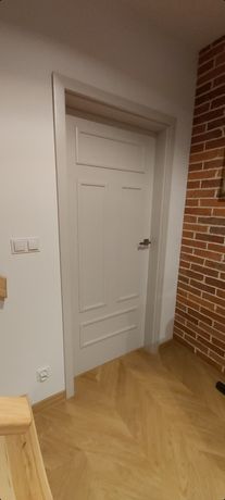 Drzwi porta granddeco 2.1 z oscieznica i klamka KOMPLET