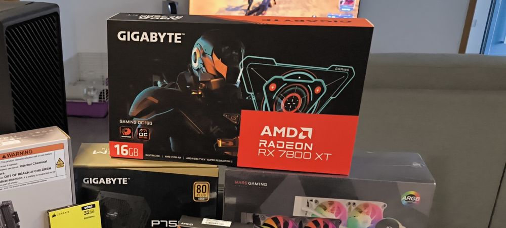 AMD RX 7800 XT Gigabyte Gaming OC 16GB