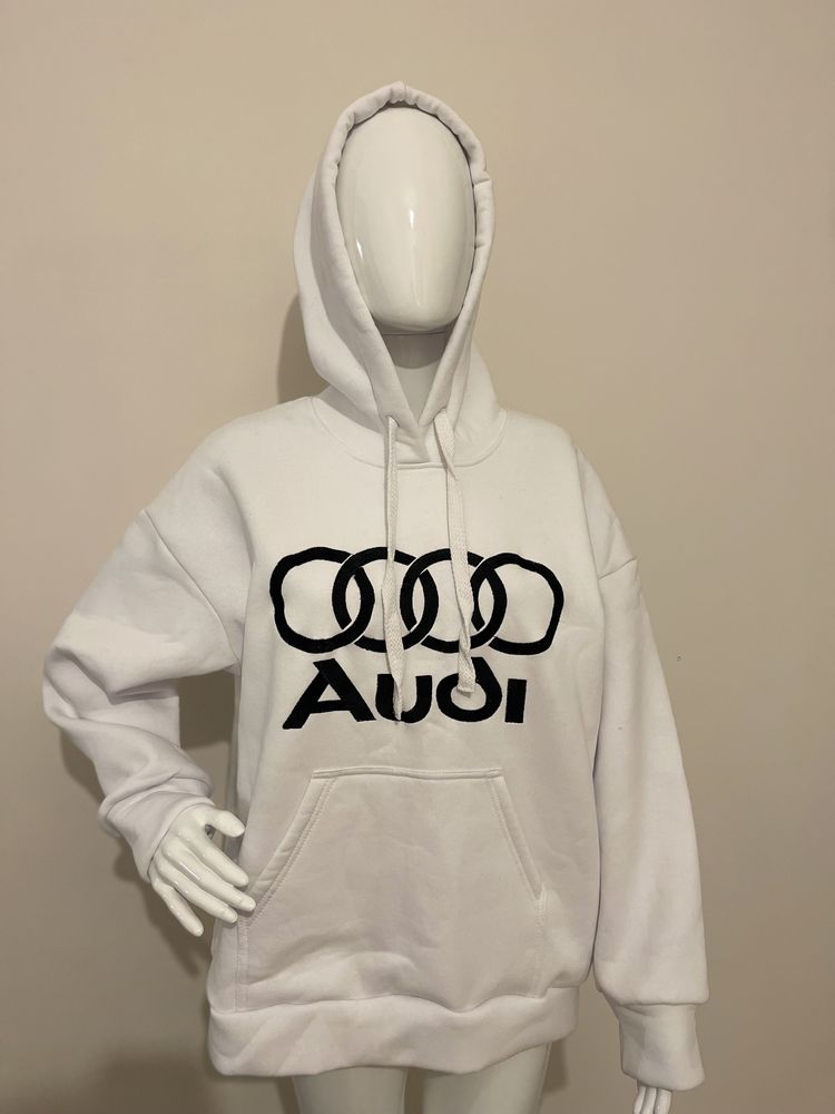 Худі з вишивкою Audi