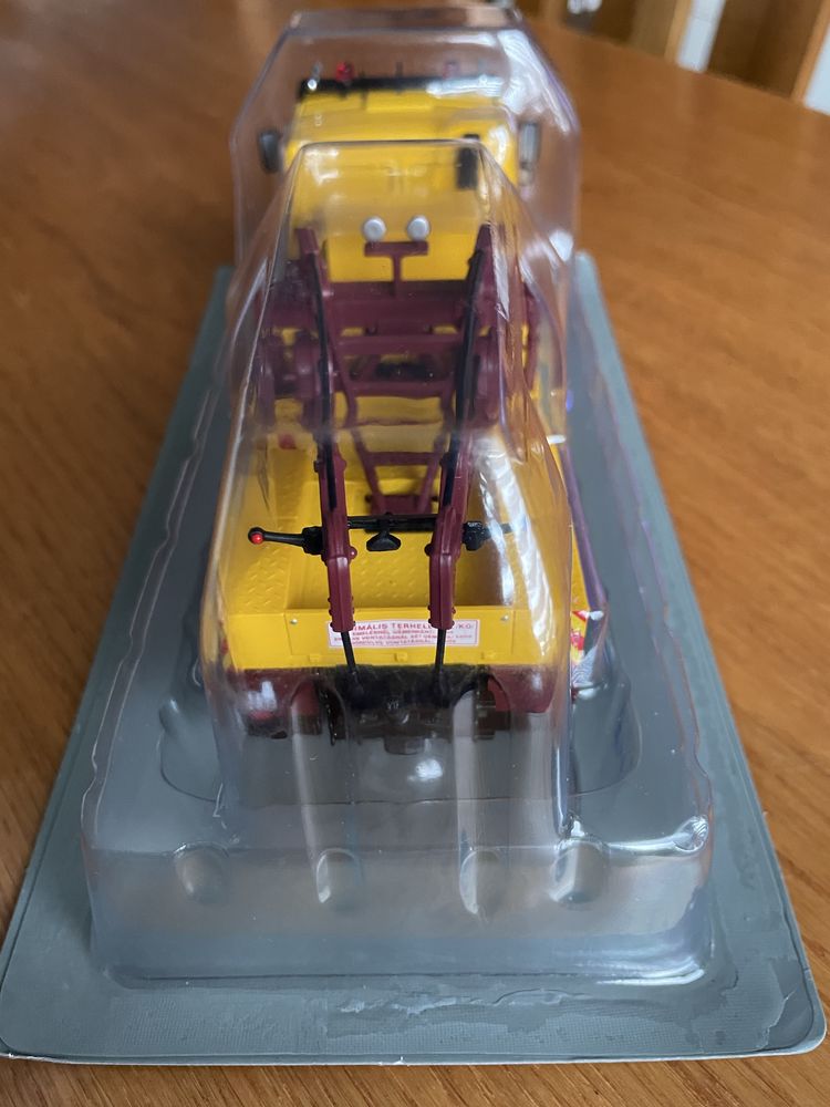 Model  1:43 RABA U26 . 256