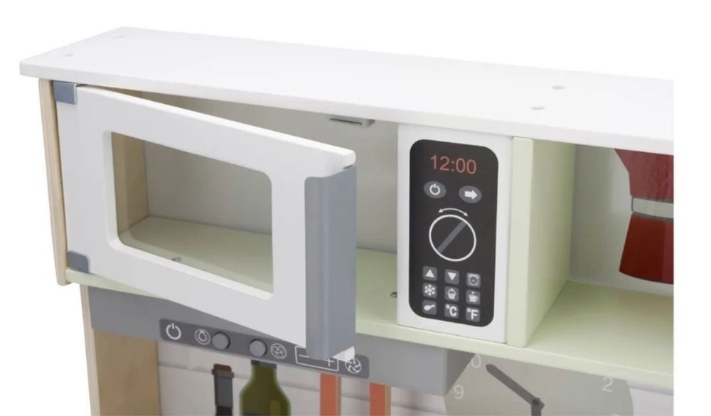 Дитяча дерев'яна кухня Lupilu playtive