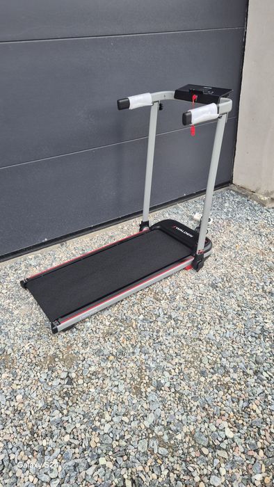 Nowa bieżnia elektyczna