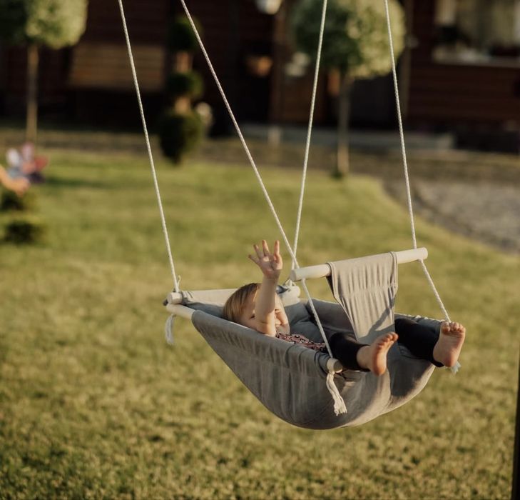 Гойдалка зі стійкою