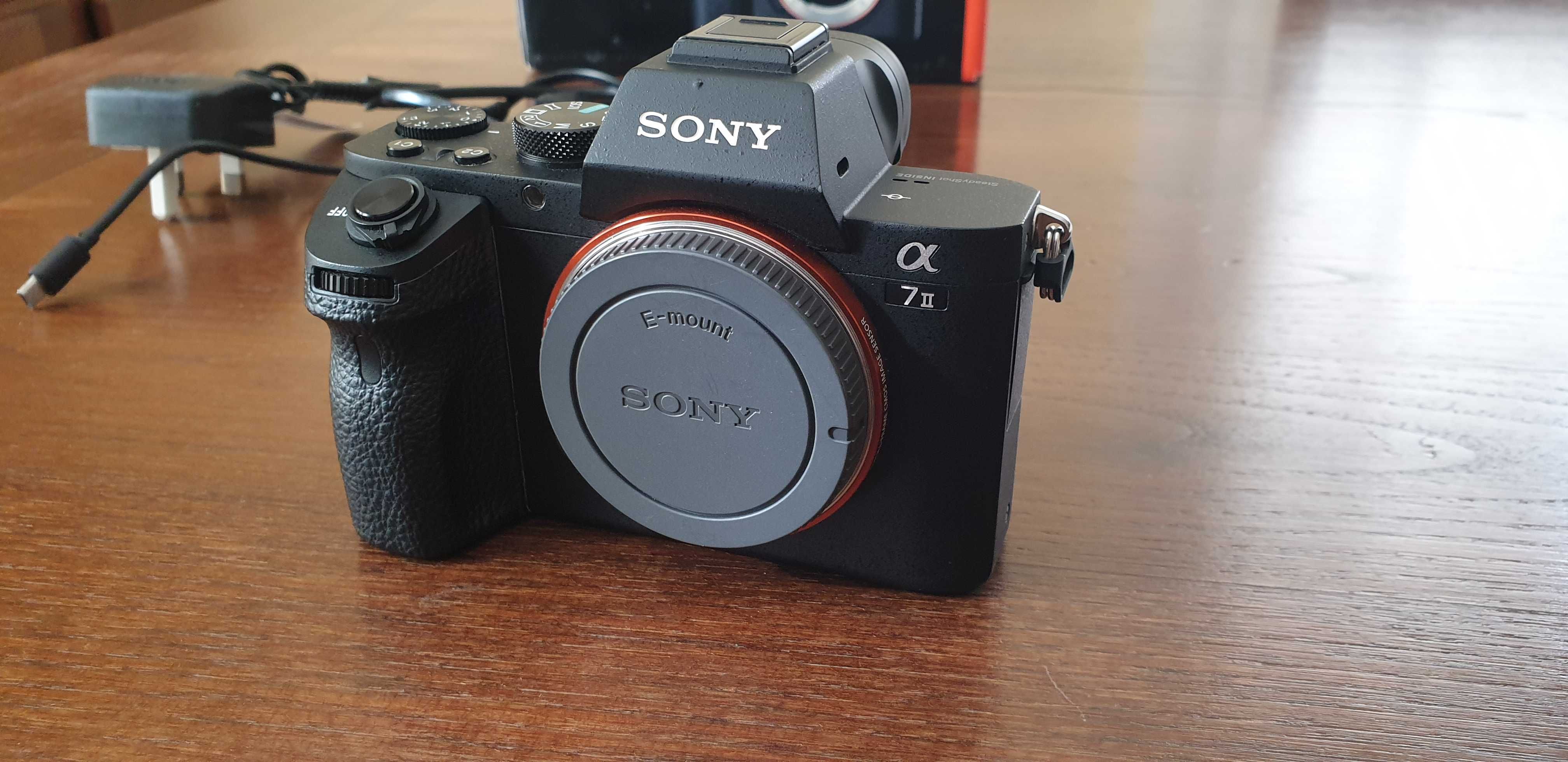 Sony A7II em bom estado com menos de 12000 disparos