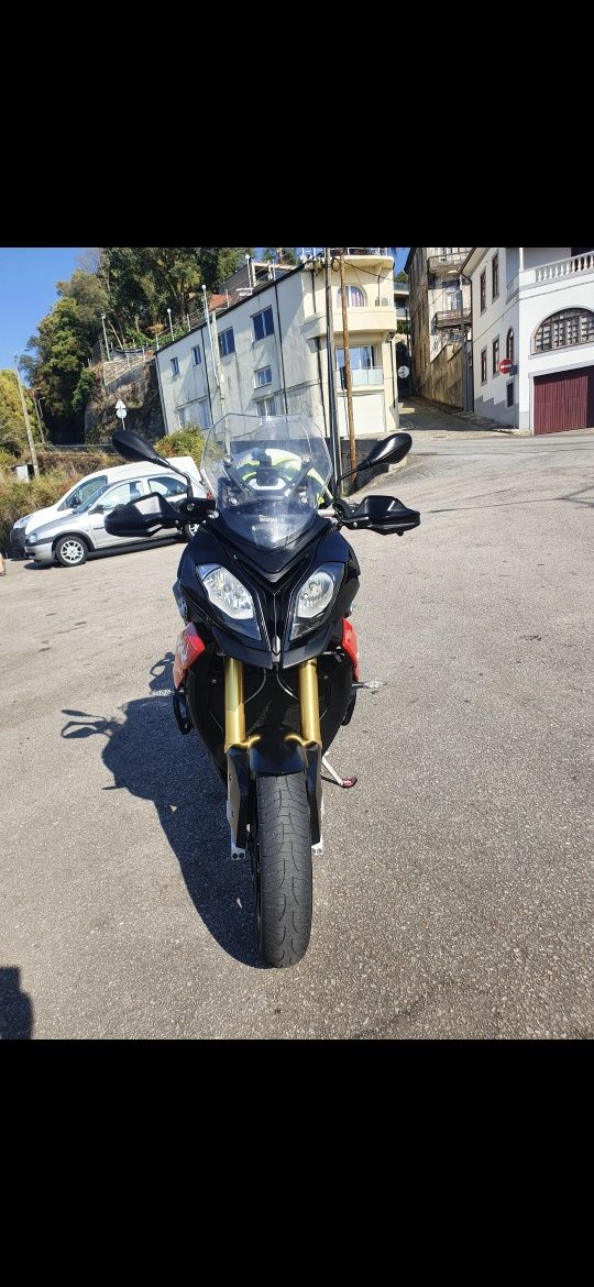 Bmw s1000 xr com 160 cavalos