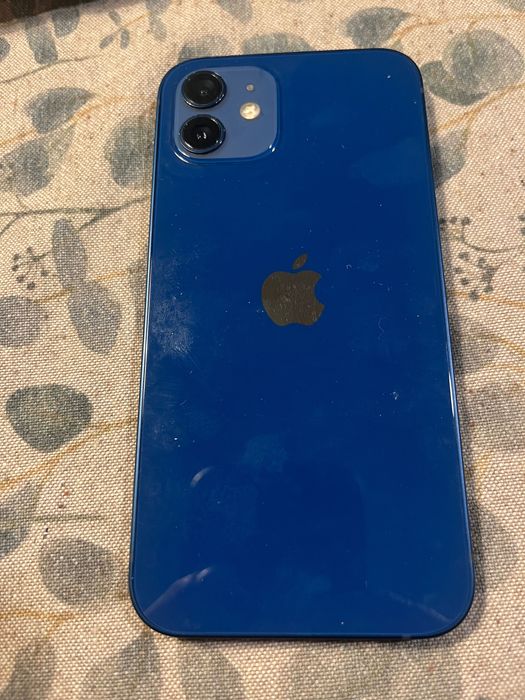 iPhone 12 256GB Azul oferta capa