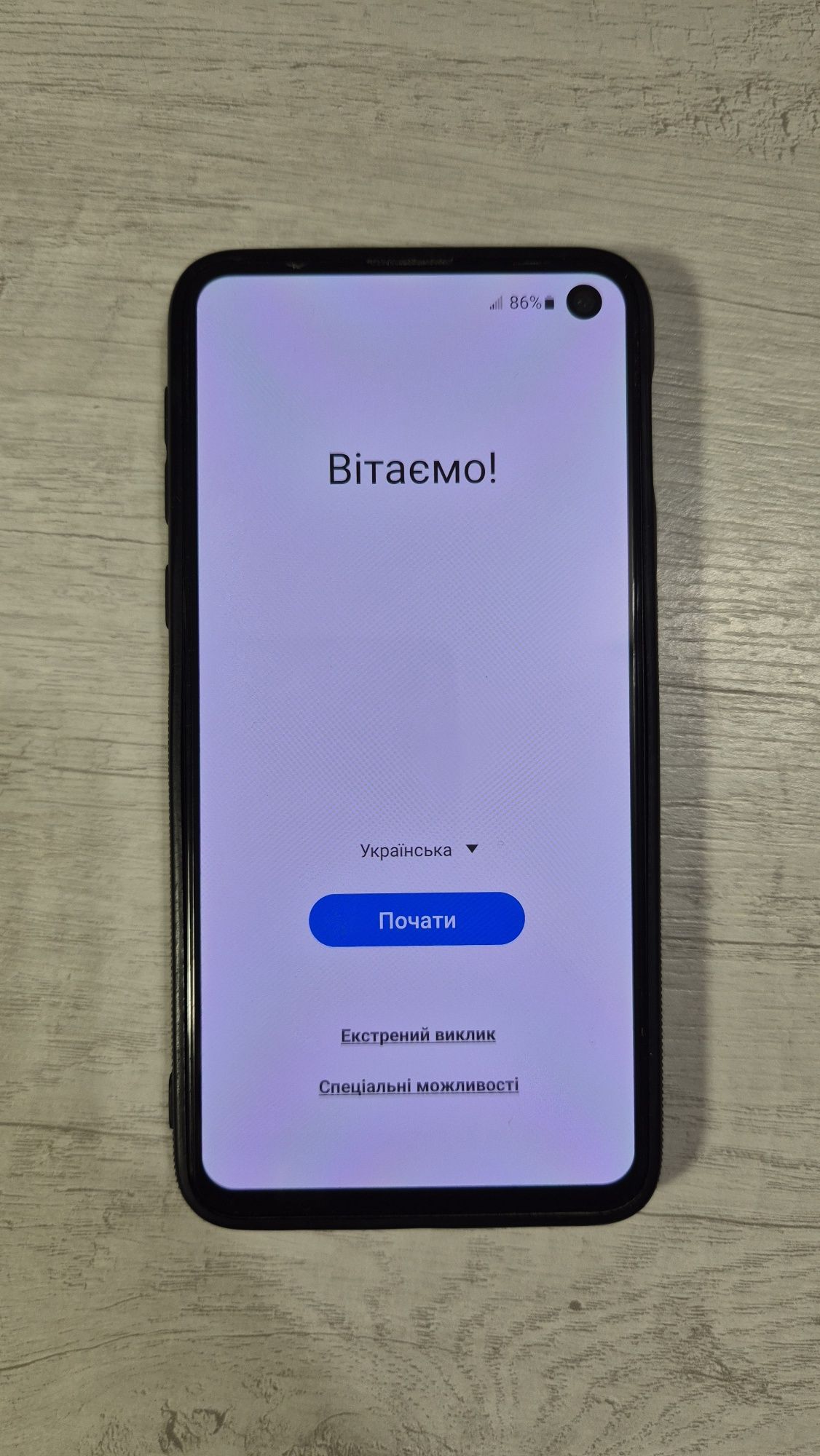Самсунг S10е 6/128 отлично работает новый АКБ