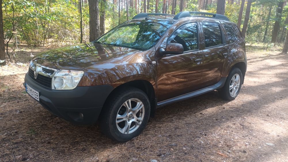 Renault Duster 1.6 газ/бензин.