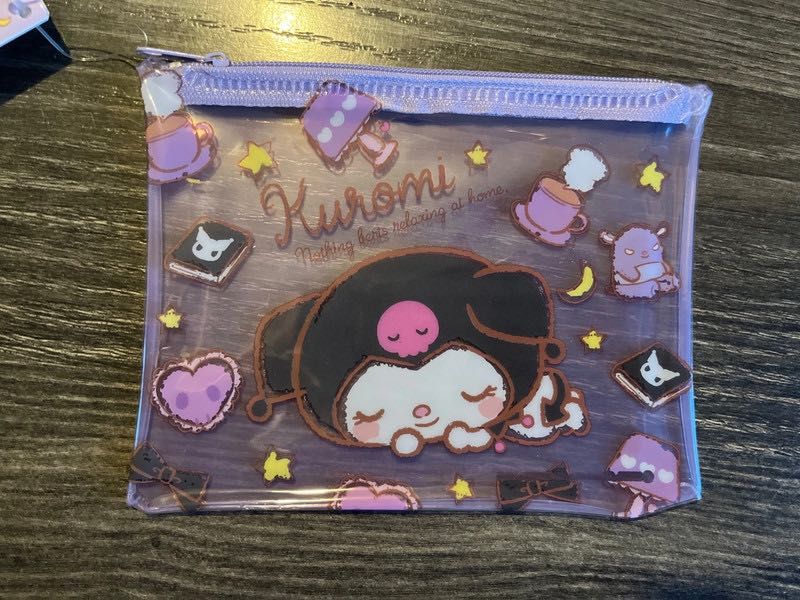 Śpiąca Kuromi Sanrio portfelik portmonetka etui Hello Kitty