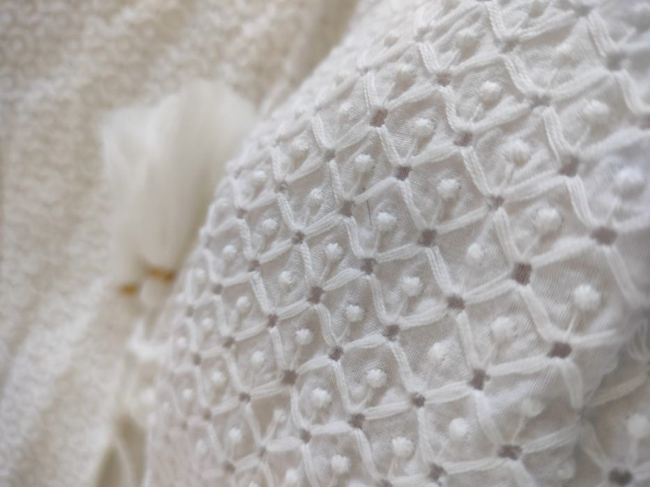 Piękna biała sukienka 40